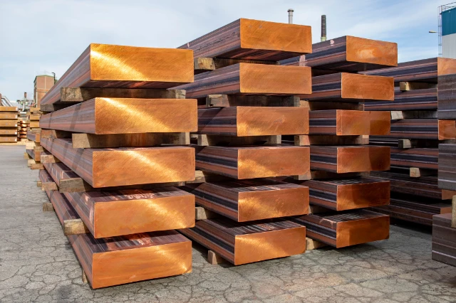 Aurubis_Standort Hamburg_Produkt Aurubis SHAPES_Stranggussanlage (2)